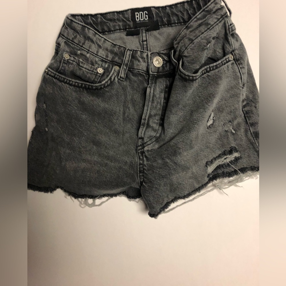 Urban outfitters bdg summer cutoff shorts faded black raw denim size 27